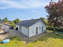 4 Star Holiday Home in Borkop