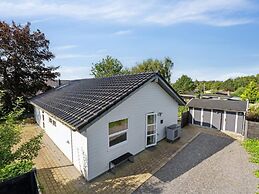 4 Star Holiday Home in Borkop
