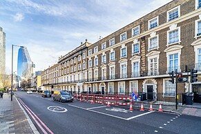 Stylish 2Bed Steps from Iconic Waterloo