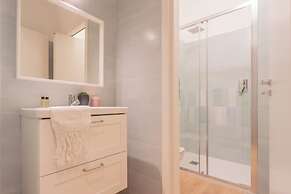 Simar Apartments nearby Como S.G. Train Station