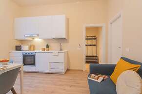 Simar Apartments nearby Como S.G. Train Station