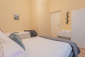 Simar Apartments nearby Como S.G. Train Station