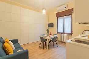 Simar Apartments nearby Como S.G. Train Station