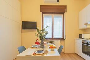 Simar Apartments nearby Como S.G. Train Station