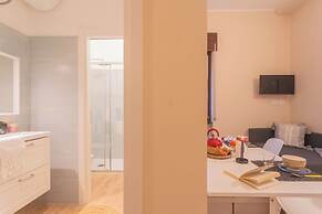 Simar Apartments nearby Como S.G. Train Station