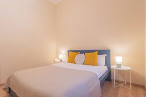 Simar Apartments nearby Como S.G. Train Station