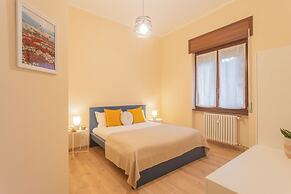 Simar Apartments nearby Como S.G. Train Station