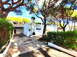 Albufeira Açoteias Villa by Homing