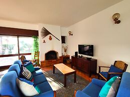 Albufeira Açoteias Villa by Homing