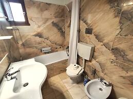 Albufeira Açoteias Villa by Homing