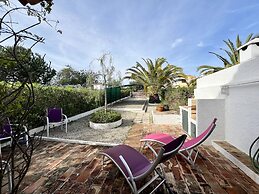 Tavira Traditional Villa by Homing