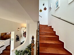 Tavira Traditional Villa by Homing