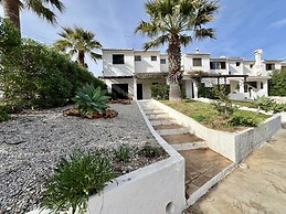 Tavira Traditional Villa by Homing