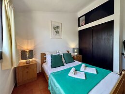 Tavira Traditional Villa by Homing