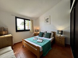 Tavira Traditional Villa by Homing