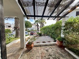 Tavira Traditional Villa by Homing