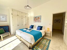 Vilamoura Brightness Villa by Homing