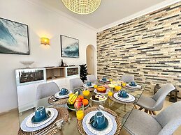 Vilamoura Brightness Villa by Homing