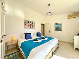 Vilamoura Brightness Villa by Homing