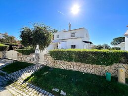 Vilamoura Brightness Villa by Homing
