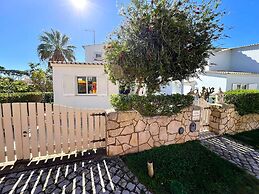 Vilamoura Brightness Villa by Homing