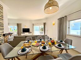Vilamoura Brightness Villa by Homing
