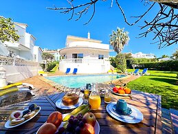 Vilamoura Brightness Villa by Homing