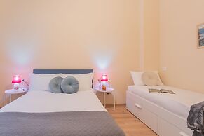 Simar Apartments Nearby Como S G Train Station