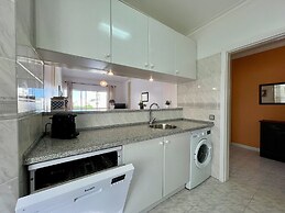 Albufeira Concept 2 With Pool by Homing