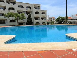 Albufeira Twins 3 With Pool by Homing