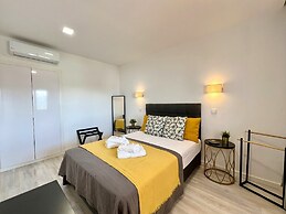 Albufeira Twins 3 With Pool by Homing