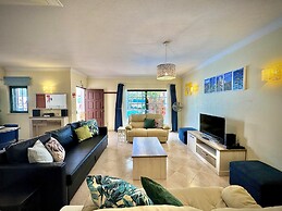 Albufeira Summer Villa 1 by Homing