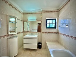 Albufeira Summer Villa 1 by Homing