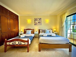 Albufeira Summer Villa 1 by Homing