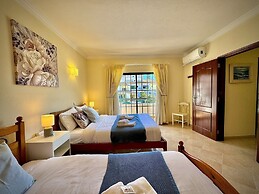 Albufeira Summer Villa 1 by Homing