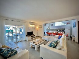 Albufeira Summer Villa 2 by Homing
