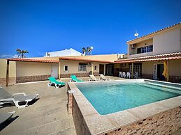 Albufeira Summer Villa 2 by Homing