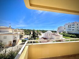 Albufeira Marina SOL With Pool by Homing