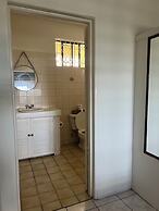 Seaview Apartel