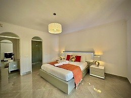 Quarteira Premium Villa by Homing