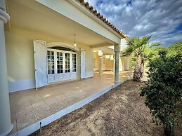 Quarteira Premium Villa by Homing