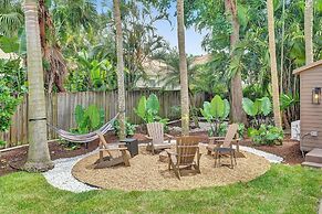 The Grand Luxe 8BR Villa w Pool and Basketball