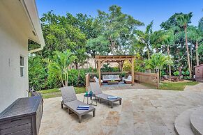 The Grand Luxe 8BR Villa w Pool and Basketball