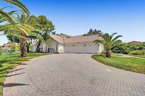 The Grand Luxe 8BR Villa w Pool and Basketball