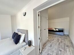 Albufeira Stylish 3 by Homing