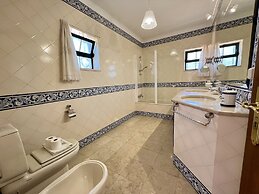 Alvor Traditional Villa by Homing