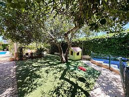 Alvor Traditional Villa by Homing