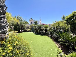 Alvor Traditional Villa by Homing