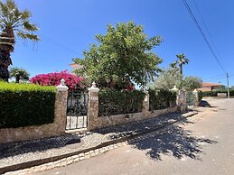 Alvor Traditional Villa by Homing