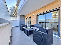 Faro Prestige by Homing